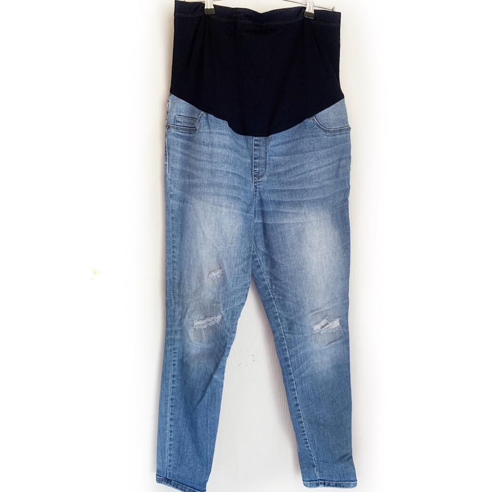 Liz Lange Maternity Distressed Skinny Jeans